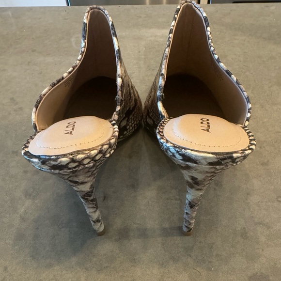 Size 11 Aldo Leather Python Snake Print Stiletto open back shoes - Picture 3 of 4